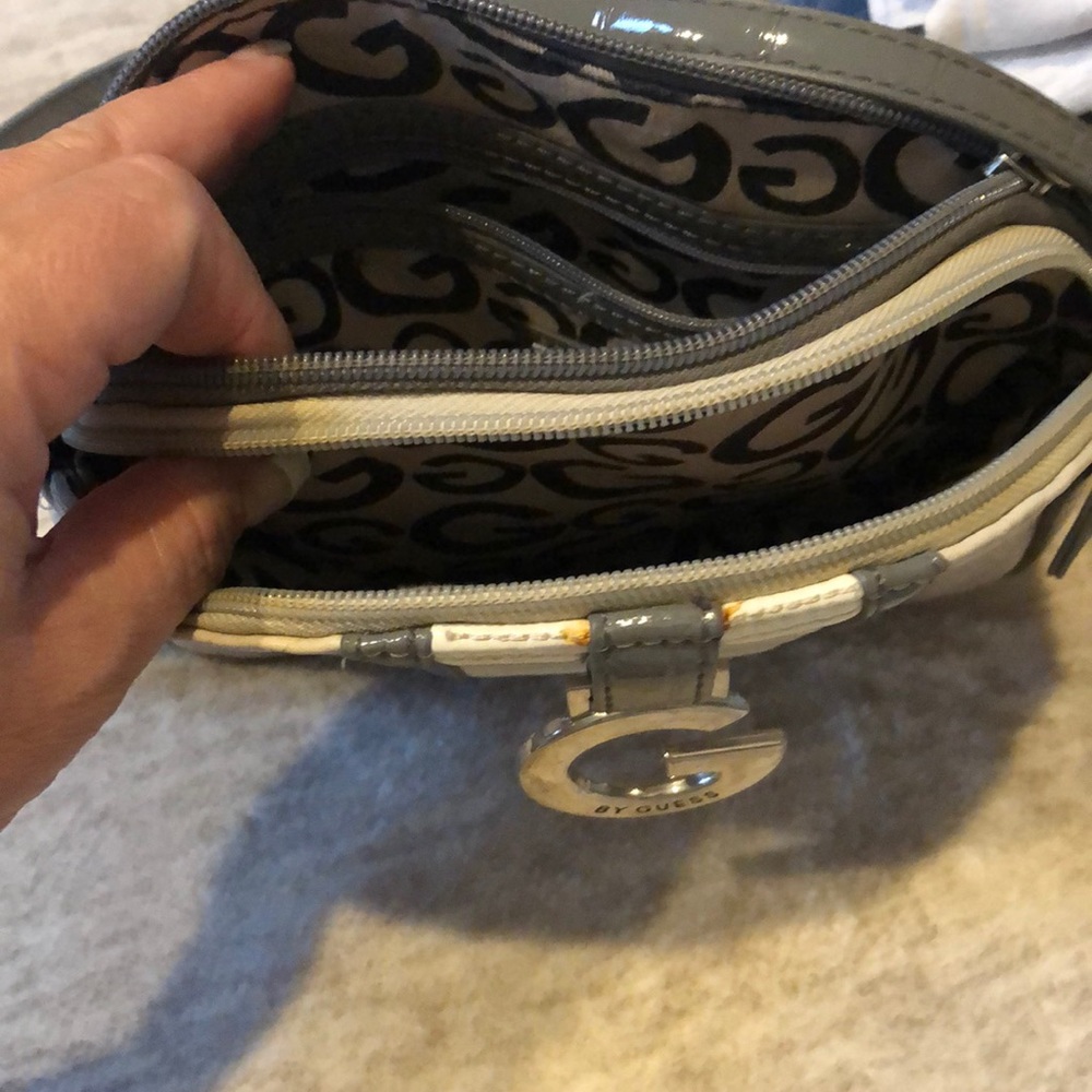 Purse - Picture 2 of 3